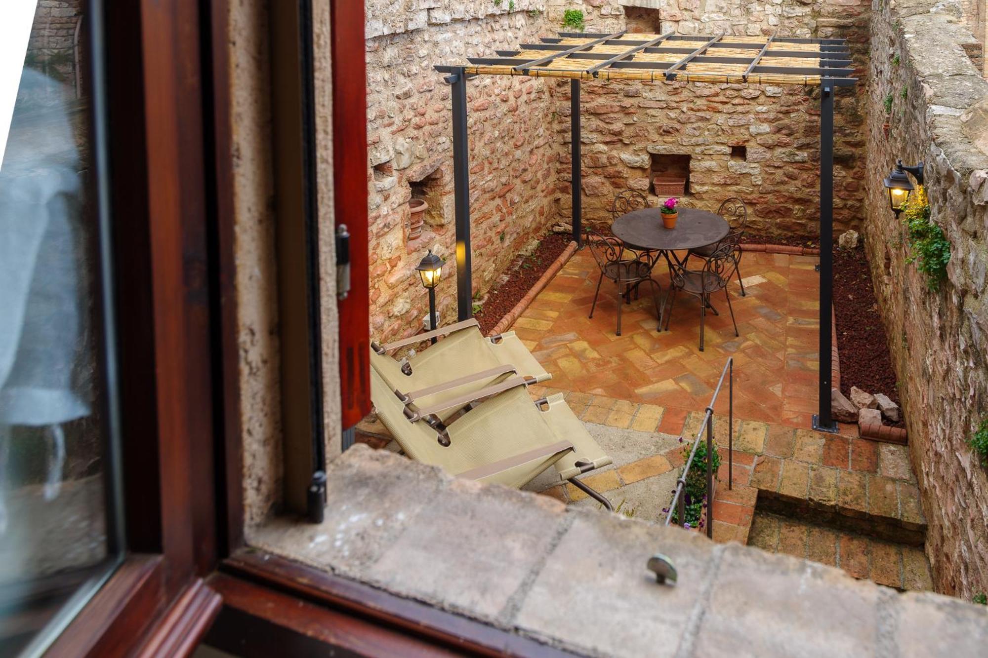 La Piccola Corte Lägenhet Spello Exteriör bild